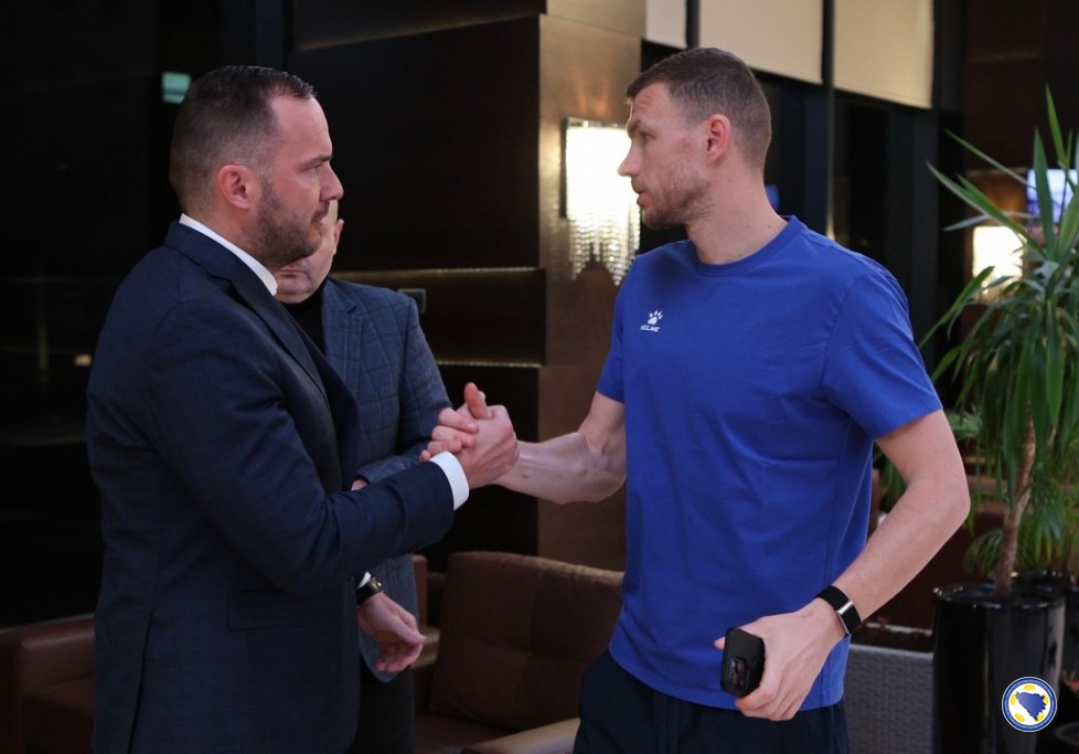 Vico Zeljković posjetio večeras reprezentativce BiH u Sarajevu!