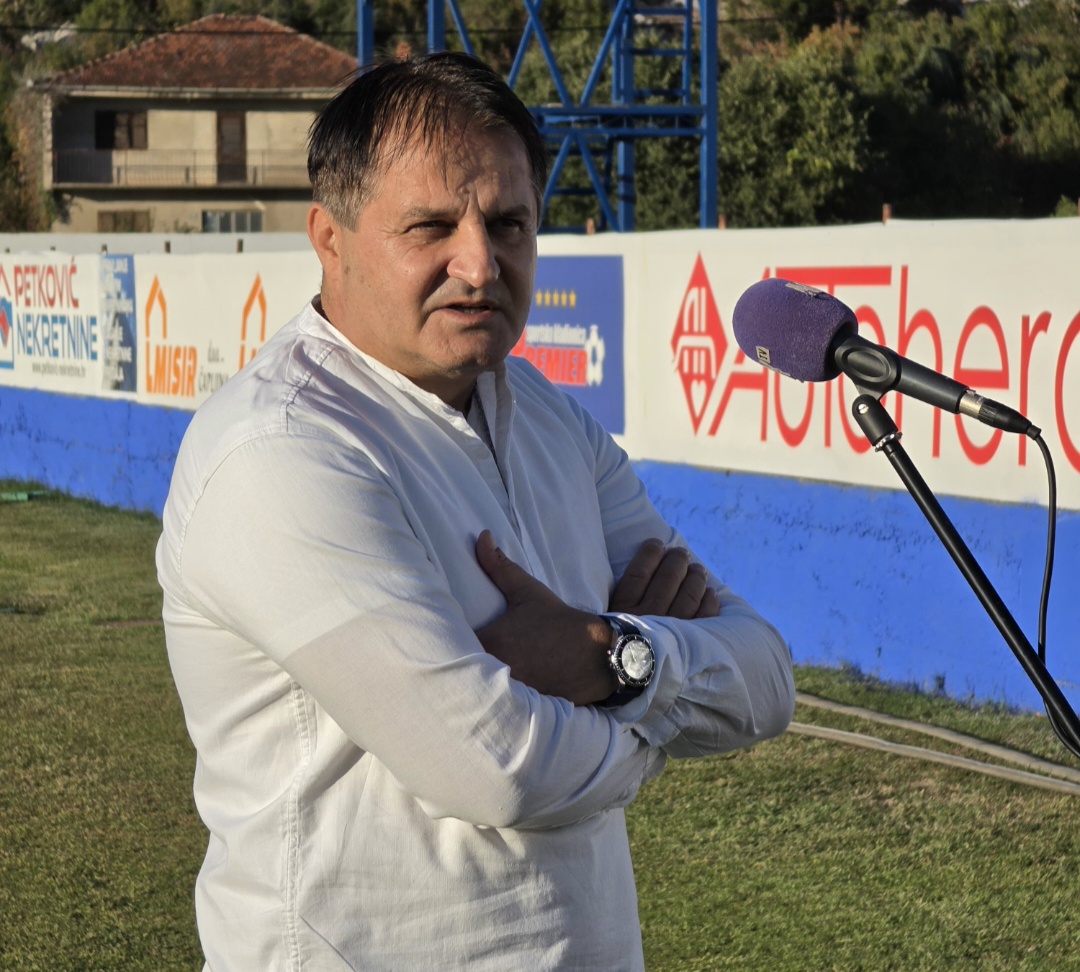 Legendarni trener preuzeo ekipu Slavije