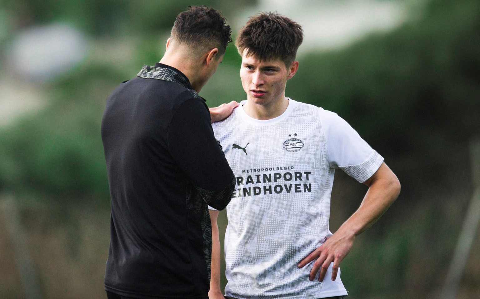 Trener PSV-a objasnio: Evo zašto Esmir Bajraktarević ne igra!
