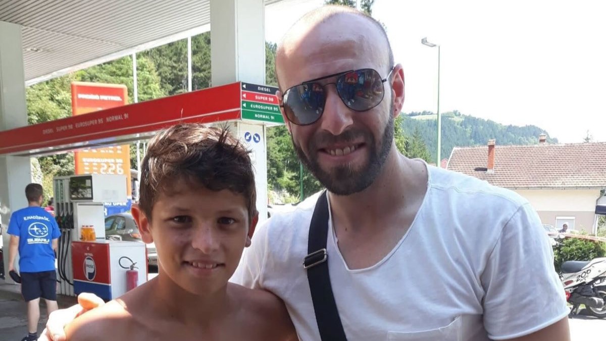 Prepoznajete li dječaka sa fotografije? Danas je reprezentativac BiH!