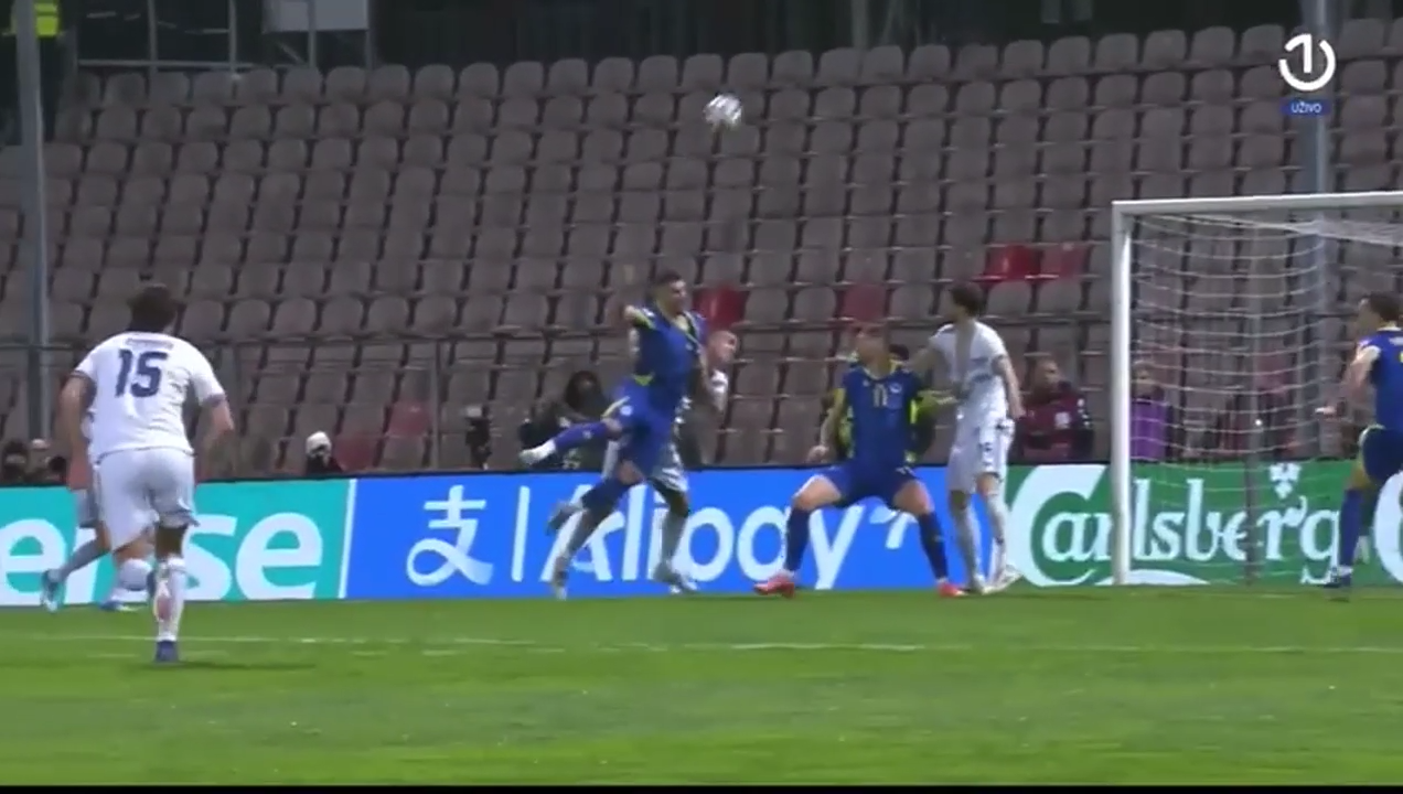 POKRADENI ZMAJEVI? Sudija ignorisao očigledan penal!